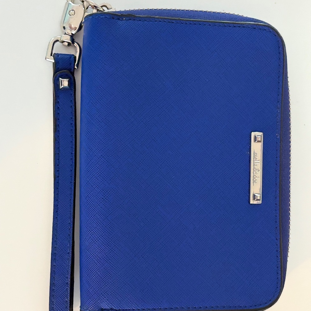 Stella and Dot Blue Wallet Wristlet